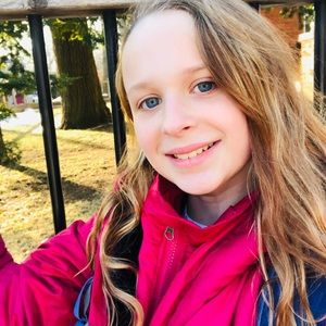 Meet your Posher, Lily